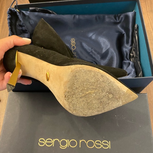 Authentic Sergio Rossi Suede Pump - Picture 3 of 5